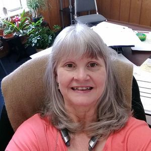 Meet your Posher, Lenitta